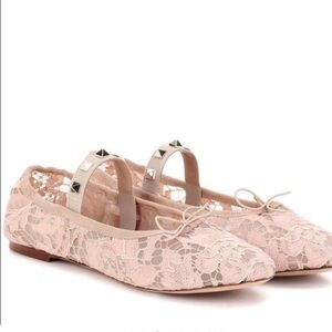 Valentino Garavani Pink Lace Rockstud Flats